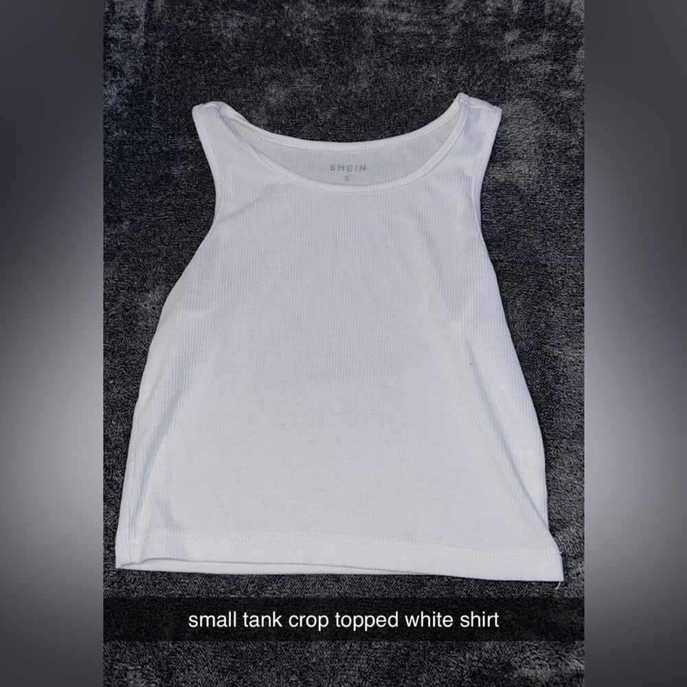 tank crop top. Size small
